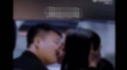 AI一键脱衣_中国女明星脱衣_AI换脸事件