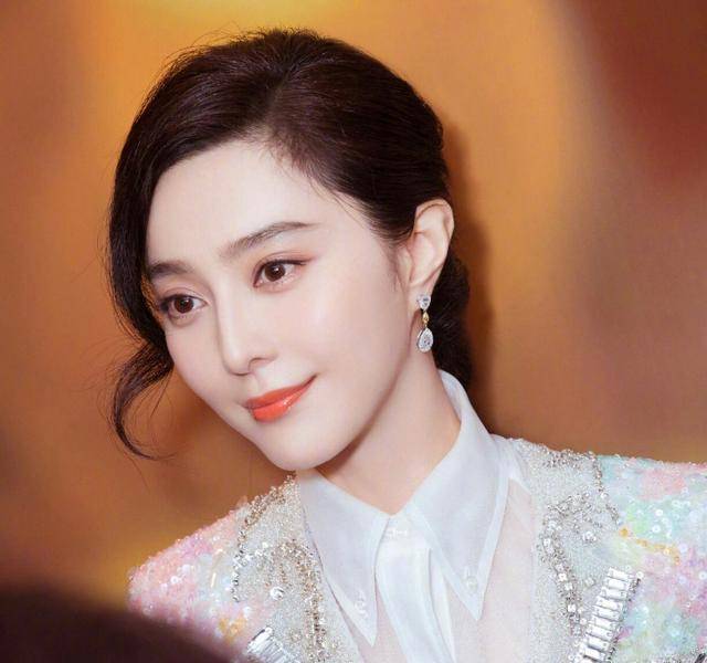 亚洲人鼻型特点_混血女明星鼻子_鼻子形状分类
